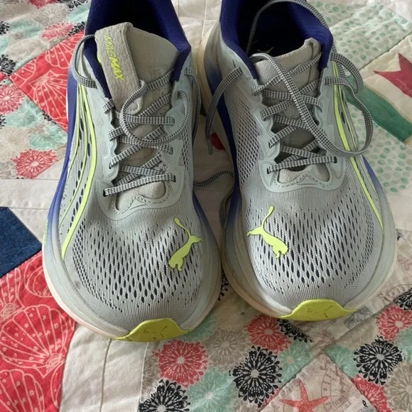 Puma Running shoes MagMAX side us Woman’s 9 - Picture 3 of 15